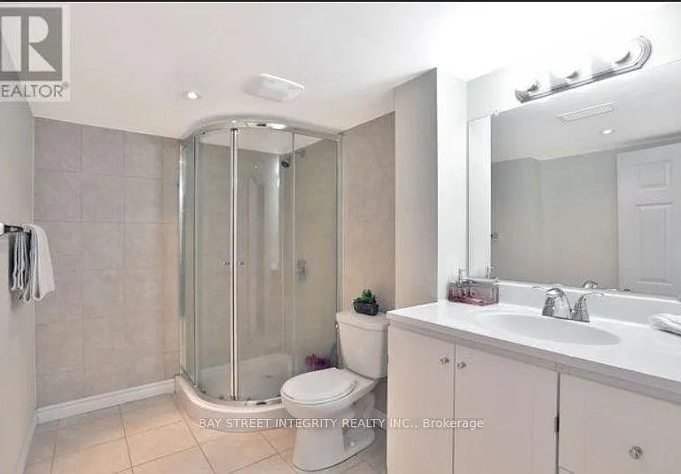 1383 Liverpool St — Photo 22
