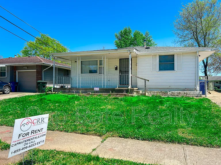 1776 Nason Ave — Photo 1