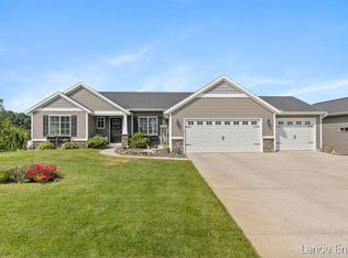 11797 Crystal Ridge Dr NE, Sparta, MI 49345