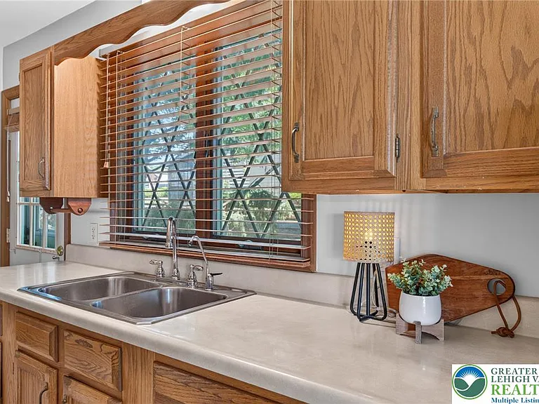 1226 Trexlertown Rd — Photo 13