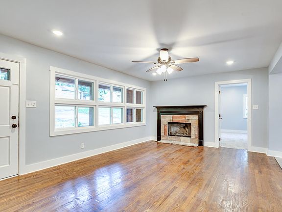 5th image of 4617 Winterset Dr