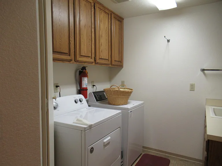 2411 Skyline Way #107 — Photo 11