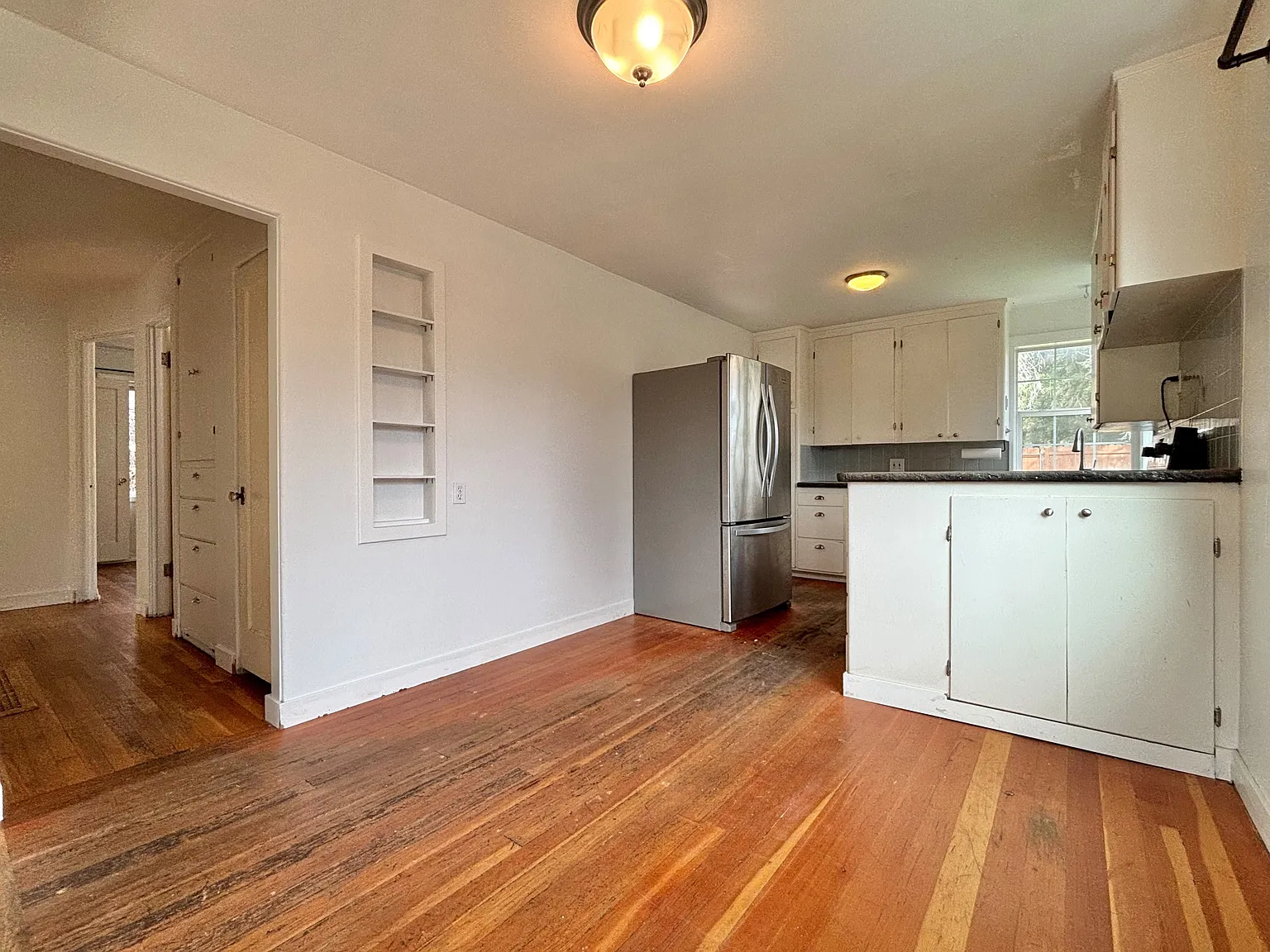 2 bed, 1920 sqft, $2,395 — Photo 3