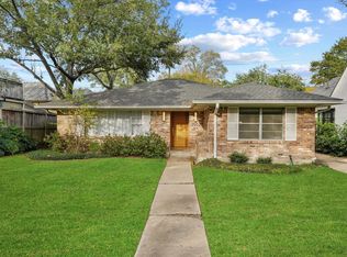 2052 Addison Rd, Houston, TX 77030