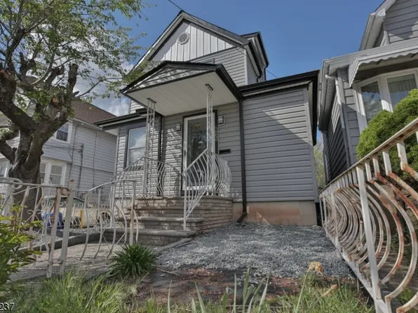 823 Garden St, Elizabeth City, NJ 07202