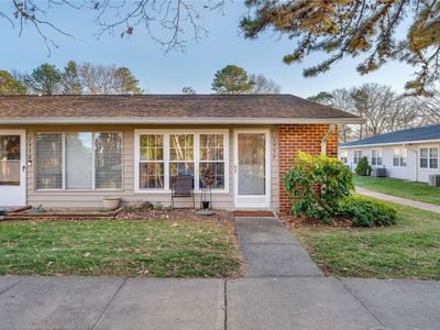 195 Newcastle Court #F, Ridge, NY, 11961