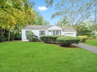 1084 Westminster Ave, Dix Hills, NY 11746