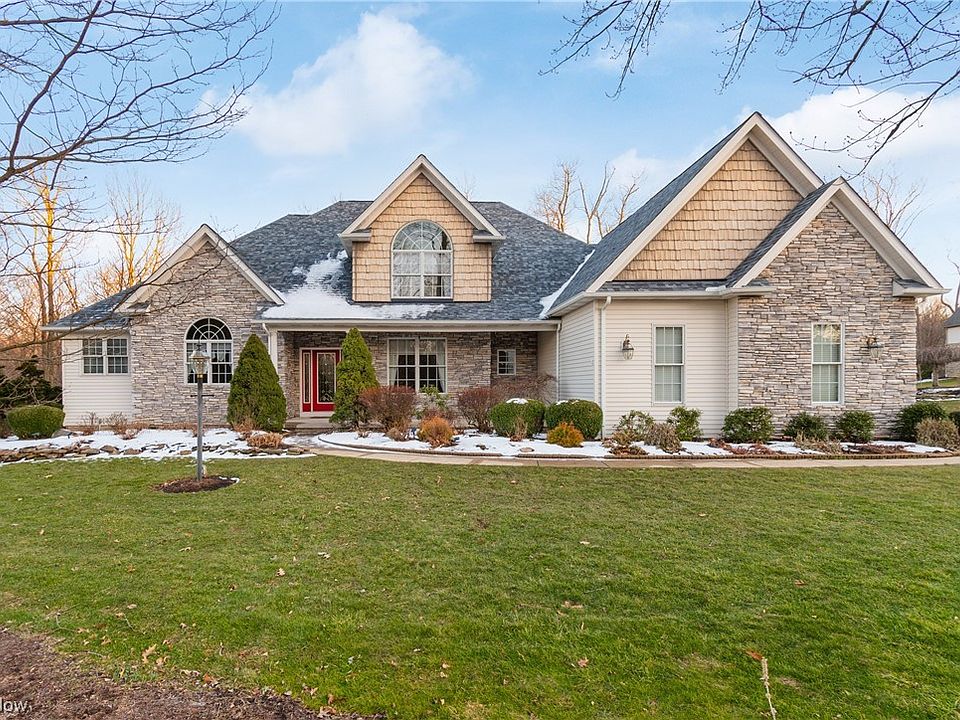1st image of 793 Crystalbrooke Dr