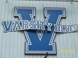 1616 SW 17th St, Topeka, KS 66604