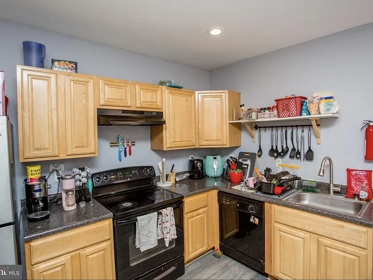 1814 N Bouvier St — Photo 5