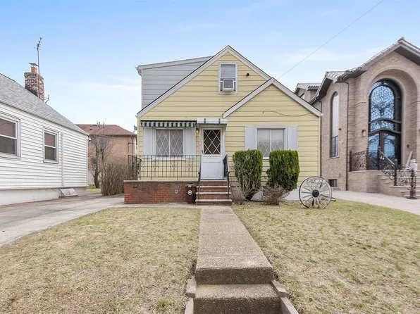 188-12 50 Avenue, Fresh Meadows, NY 11365
