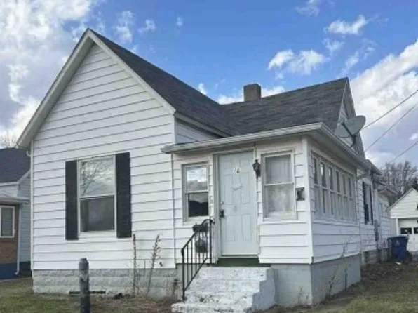 16 Center St, Logansport, IN 46947