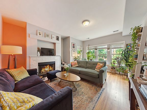 3rd image of 2607 W Agatite Ave #1