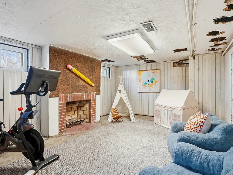 9000 Monaco St #8 — Photo 121