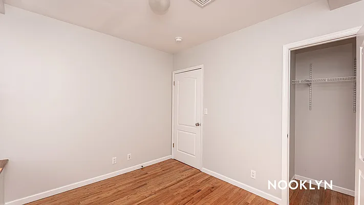 Rented by Nooklyn NYC LLC | media 32