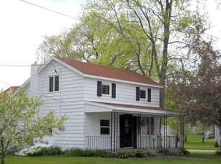 289 S John St, Newaygo, MI