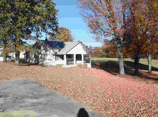 10500 New Cut Off Rd, Bon Aqua, TN 37025