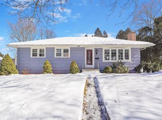 41 Crestlan Cir, Worcester, MA 01604