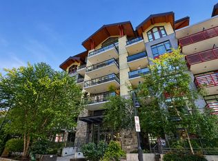 2738 Library Ln #304, North Vancouver, BC V7J0B3