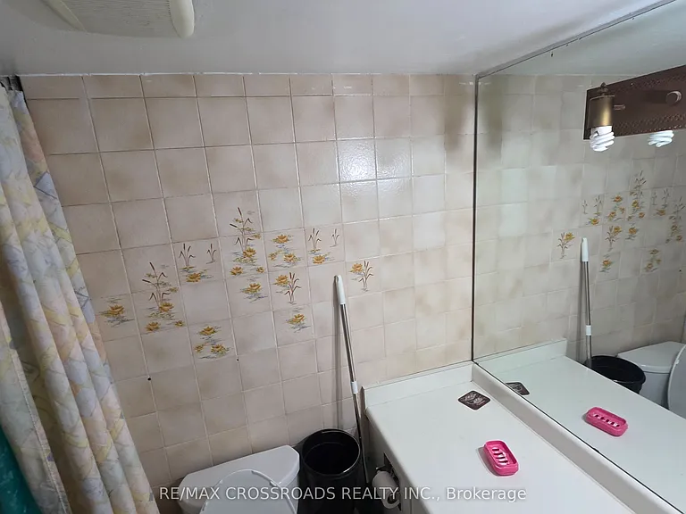 180 Markham Rd #921 — Photo 30