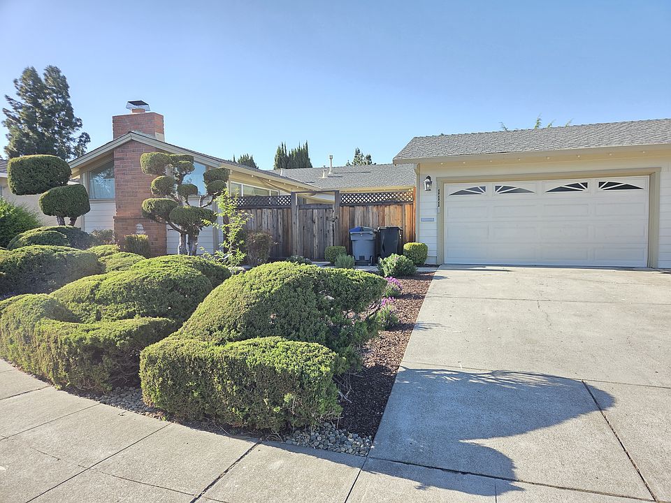 1st image of 111 Killean Ct