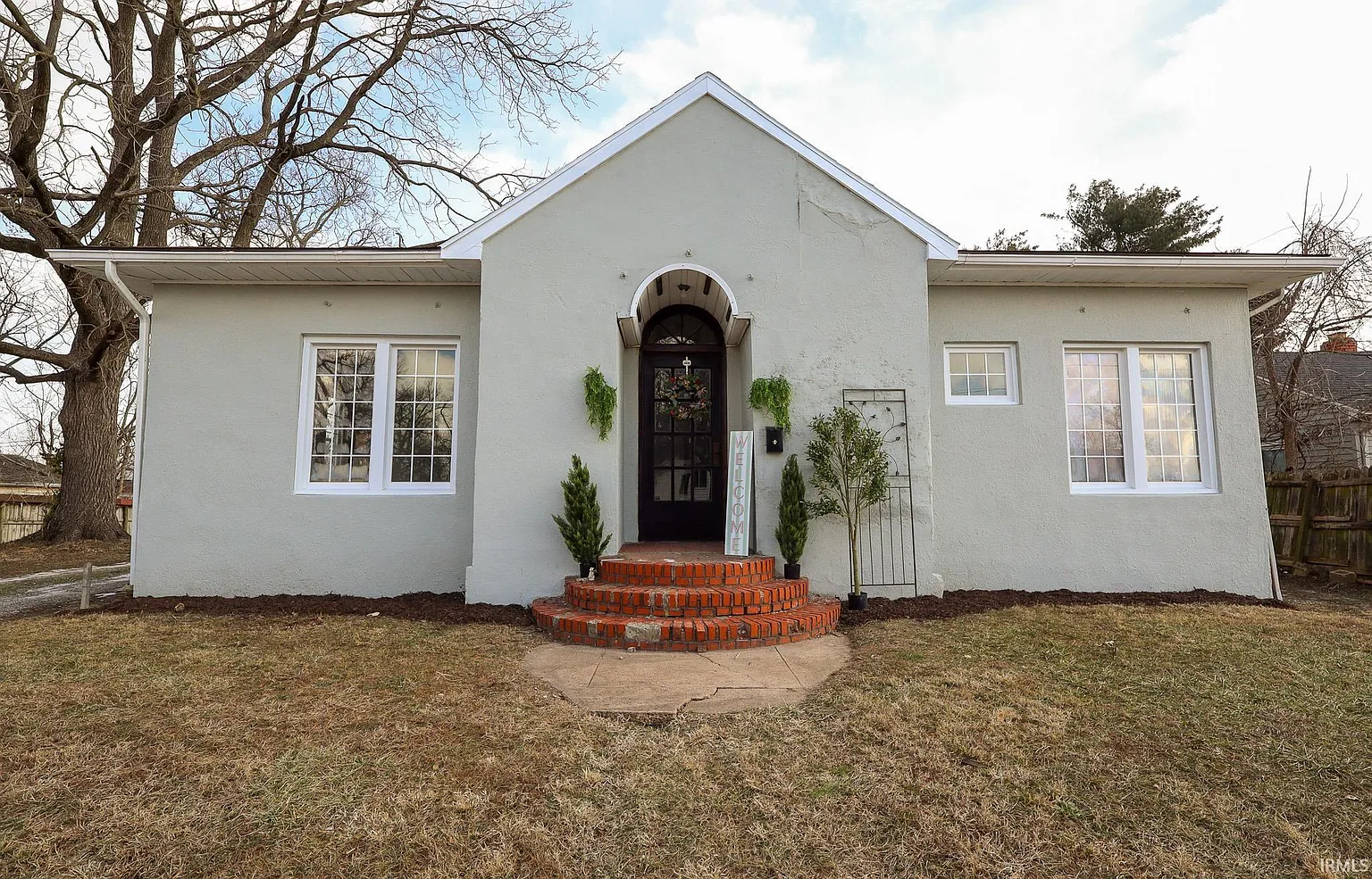 1819 Oakland Ave photo 1