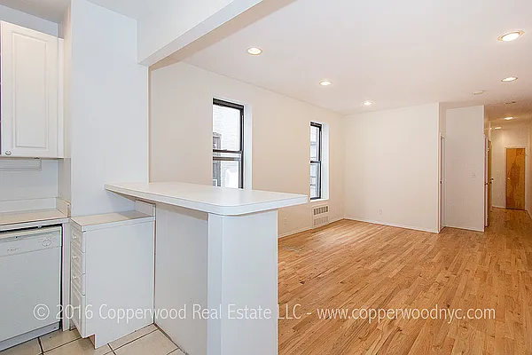 Rented by Copperwood Real Estate | media 26