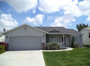315 W White Way, Kuna, ID 83634