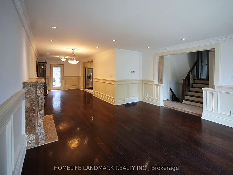 138 Newton Dr — Photo 9