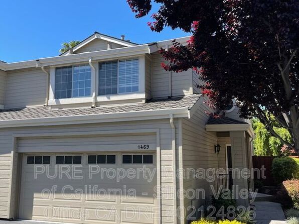 1469 Carrington Cir
