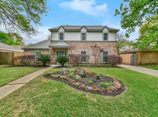10327 Pine Pass Dr, Houston, TX 77070