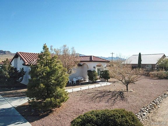 2nd image of 9800 N Vista Dr