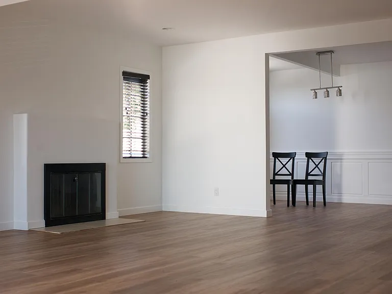 8418 Loyola Blvd — Photo 10