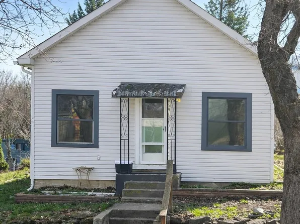 204 N Howard St, Tekoa, WA 99033