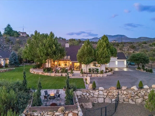 8602 N Topaz Ct, Saint George, UT 84770