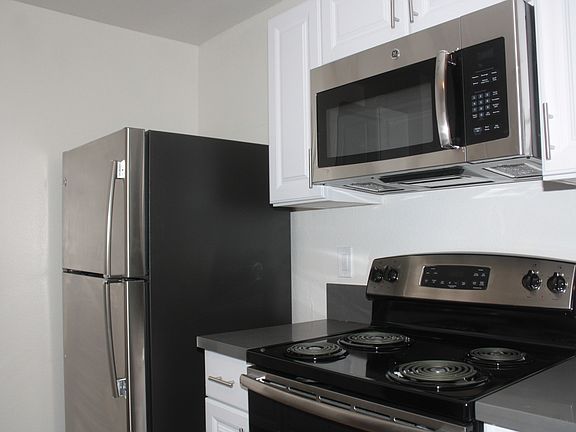 5th image of 4124 Eagle Rock Blvd #306
