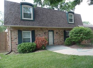 5725 Dartmouth Dr, Fort Wayne, IN