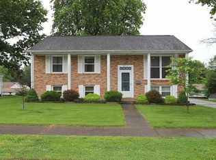 4715 Ridge Knoll Dr, Evansville, IN 47710