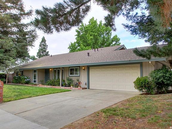 2nd image of 2 Meadowmont Ct