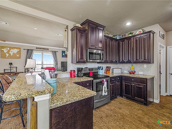 3rd image of 1032 Levi Sloan Rd