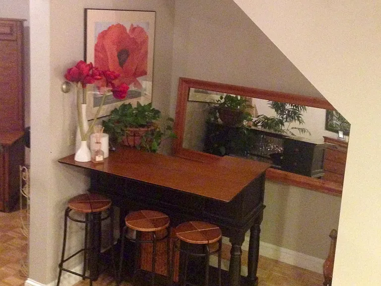 Breakfast nook