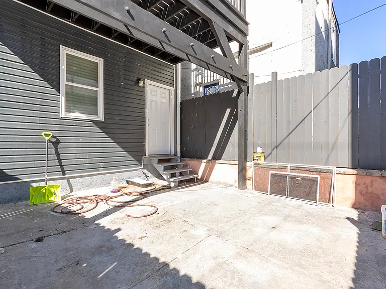 1613 S 18th St #1 — Photo 13