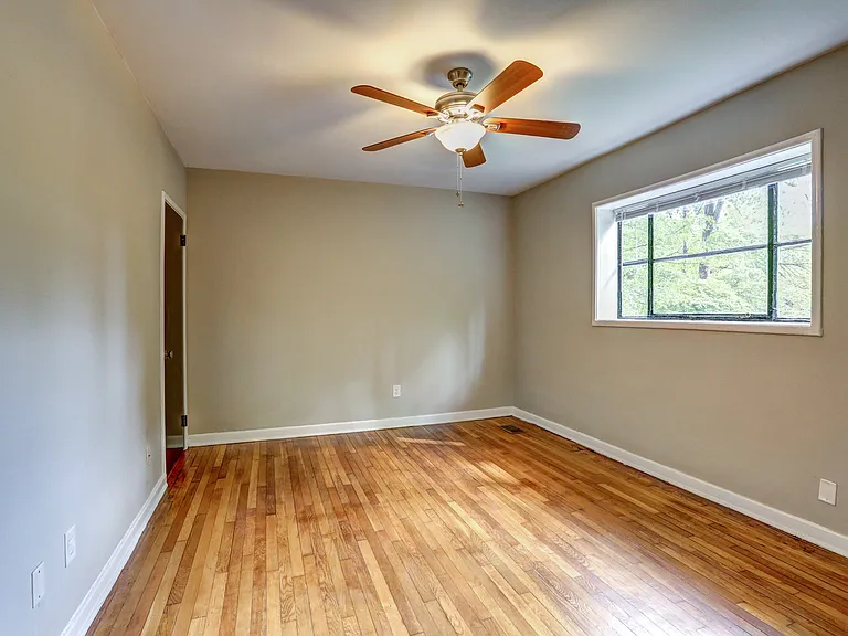 101 Tempsford Ln #D — Photo 9