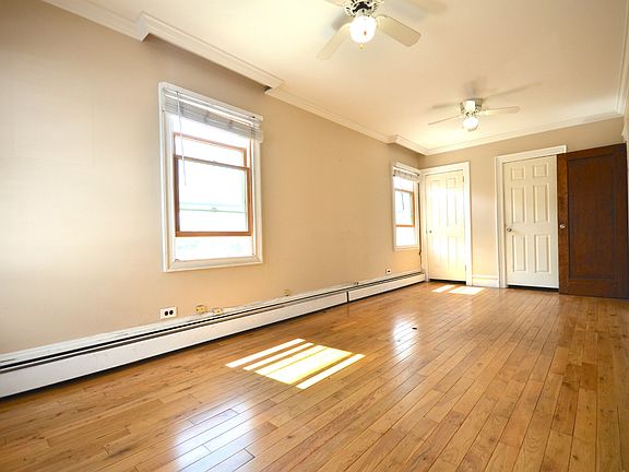 3rd image of 2980 Bruckner Blvd Fl 2