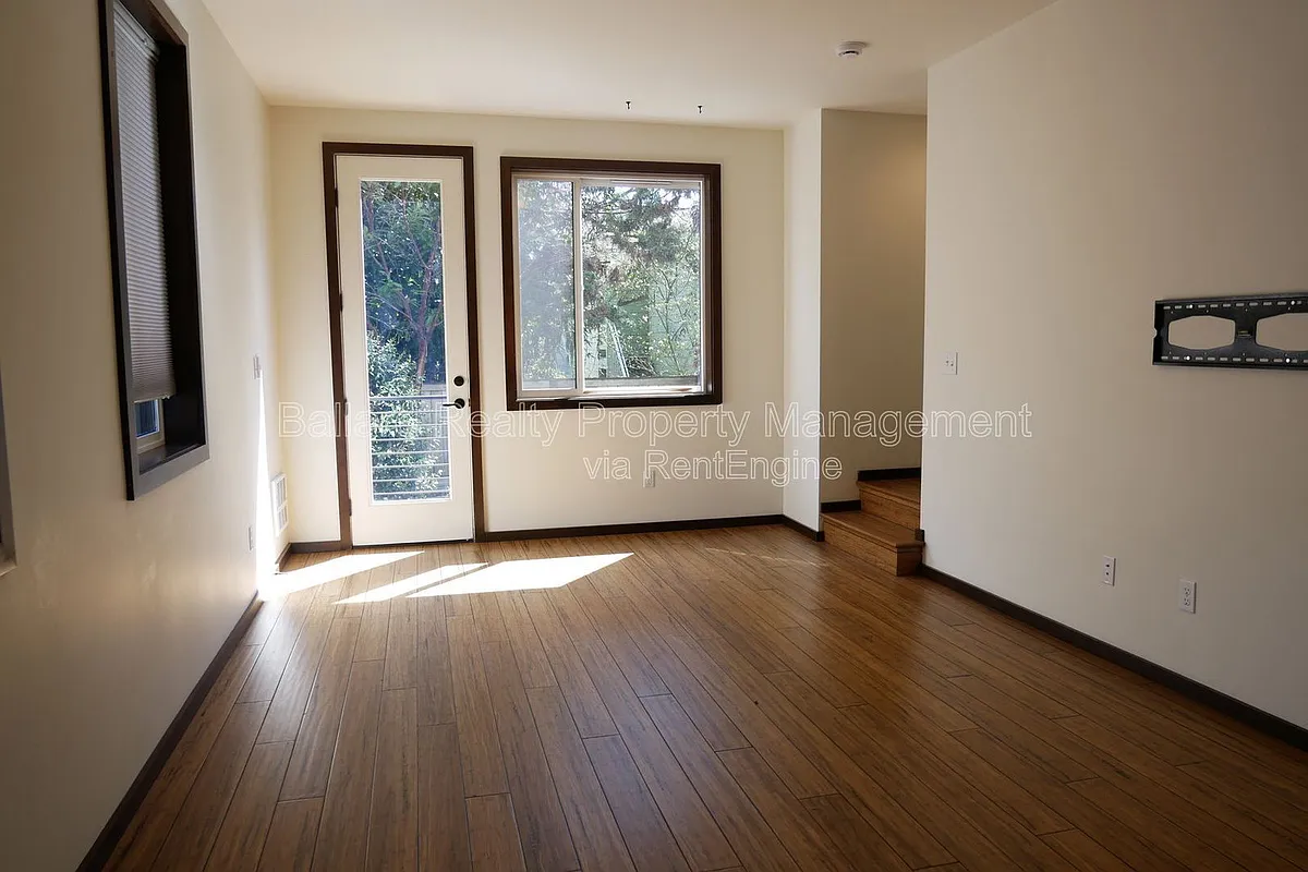 Building Photo - 839 NW 63rd St #A