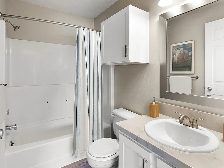 2 Bed 2 Bath