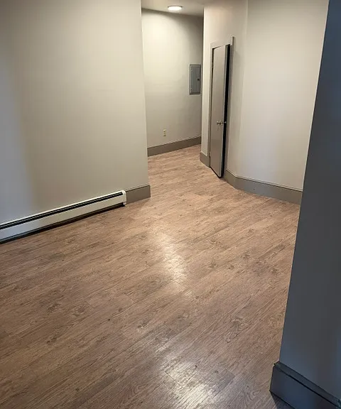 109 Walnut St #13 — Photo 1