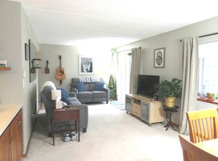 101 Caterpillar Dr APT 2C, Joliet, IL 60436
