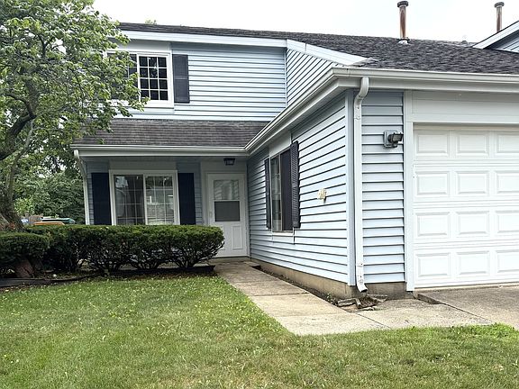 2nd image of 31 Buckingham Ln #31