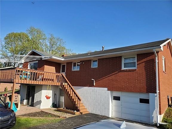 2nd image of 121 Mar Vel Dr